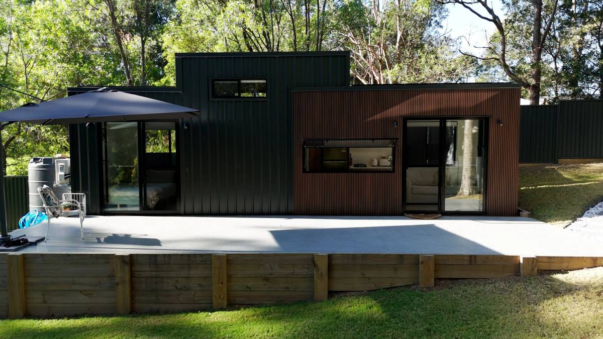 9.6m Tiny Home On Wheels - Ground Floor Bedroom + Private Loft - Image 1