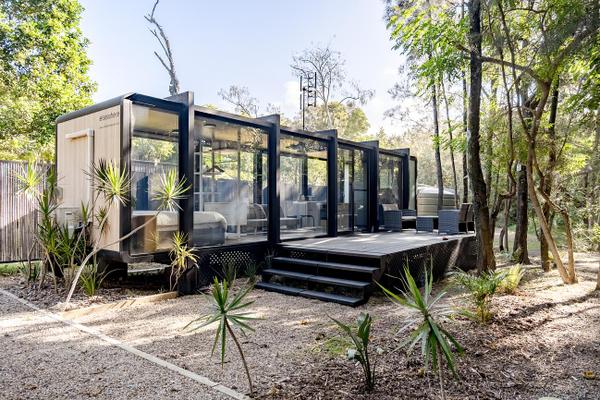 10m Double Glazed Argon-Filled Glass Pod On Wheels with Premium Climate Systems