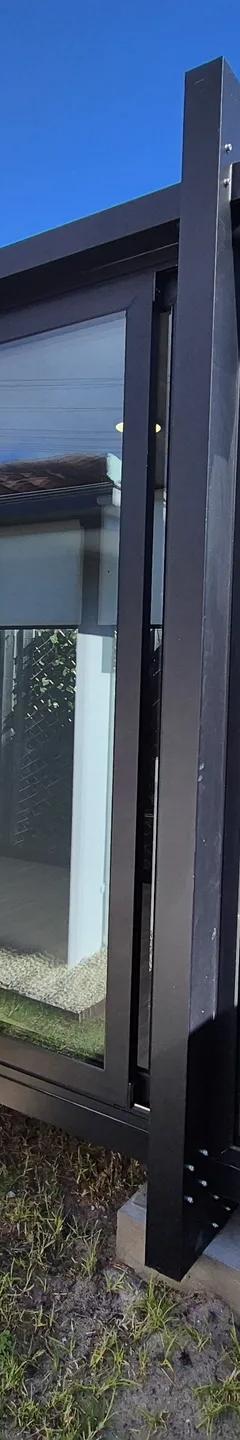 4m Climate-Controlled Versatile Glass Studio thumbnail 3